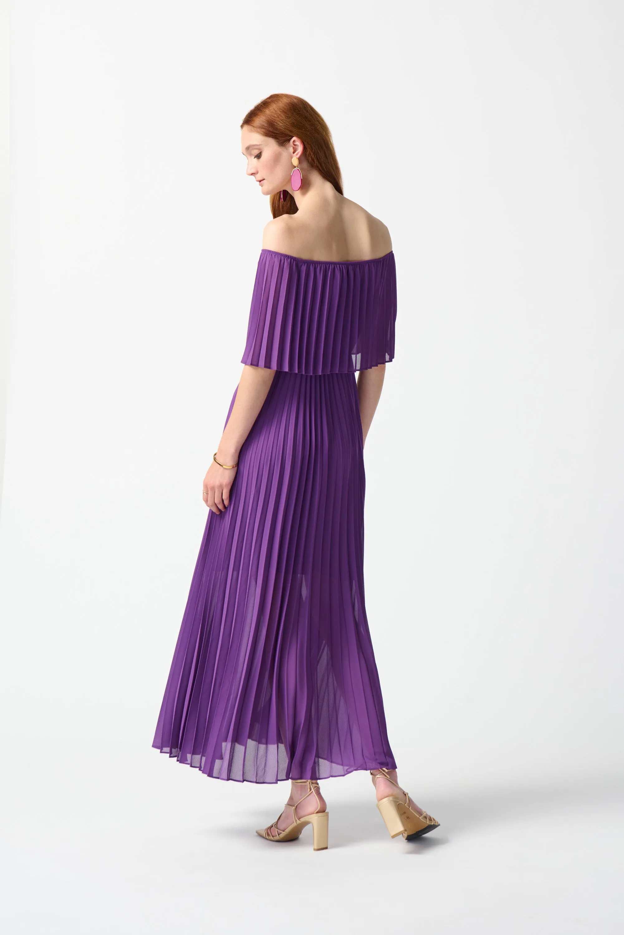 Chiffon Off-The-Shoulder Pleated Dress